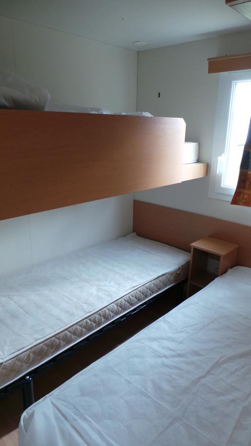 Camping De Kerurus Hotel Plouneour-Trez Bilik gambar