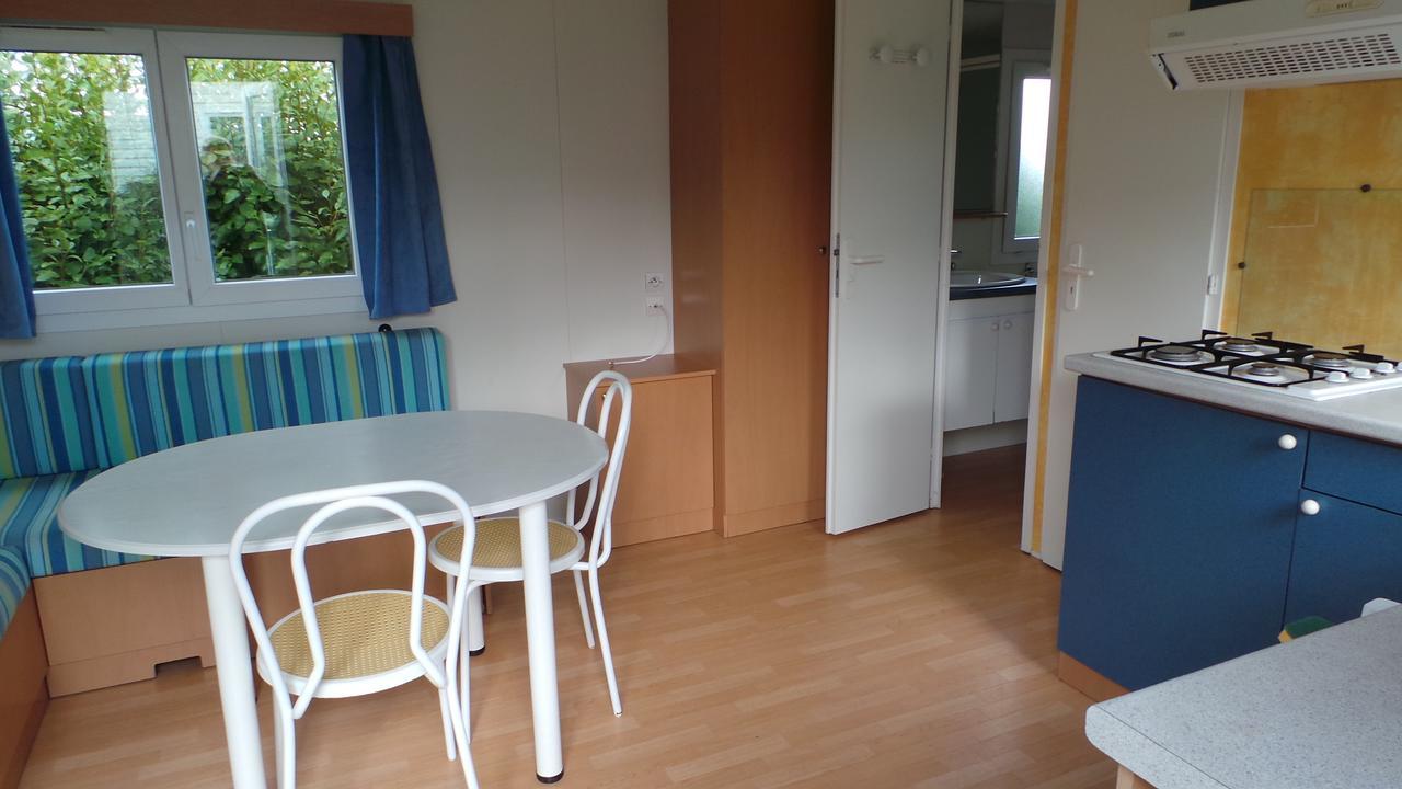 Camping De Kerurus Hotel Plouneour-Trez Bilik gambar